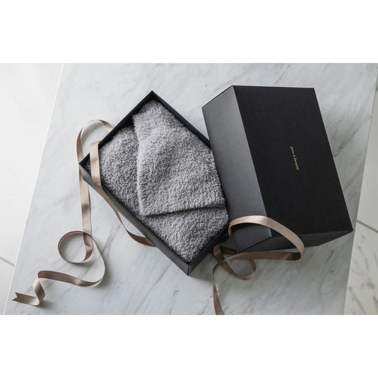 Peu a Beaute Blanket