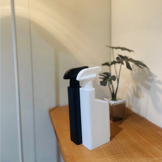 tower Magnetic Spray Bottle – 400 ml (2 Colors)