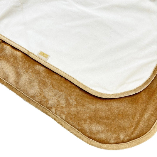 Golden Camel & Pearl White